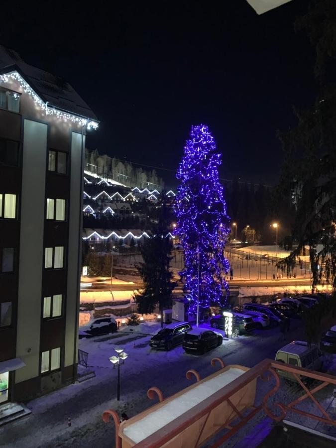 Hotel 100 Metriv Vid Vytyagu à Bukovel Extérieur photo